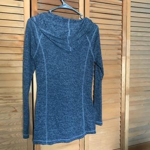 Old Navy Sweaters - Old Navy light pull over Old Navy Sweaters - Old Navy light pull over